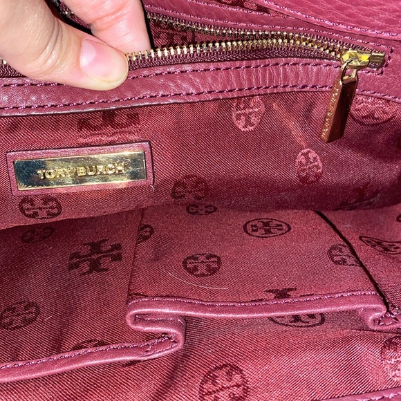 Tory Burch Medium Burgundy Pebbled Leather Double Zip Bag - Picture 11 of 15